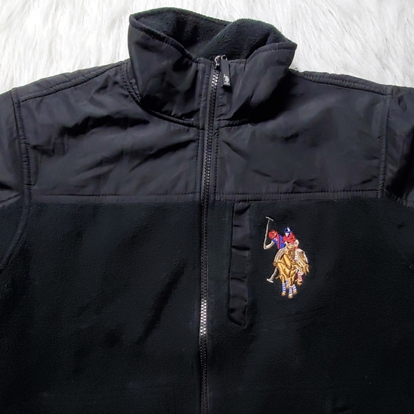 U.S. POLO ASSN. Black Wool Men's Sweater